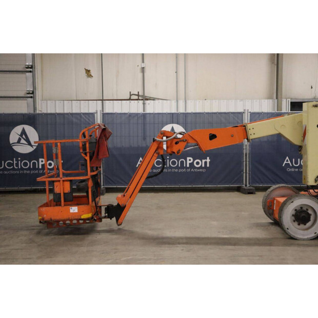 2006 جيه ال جي E300AJP-43759133