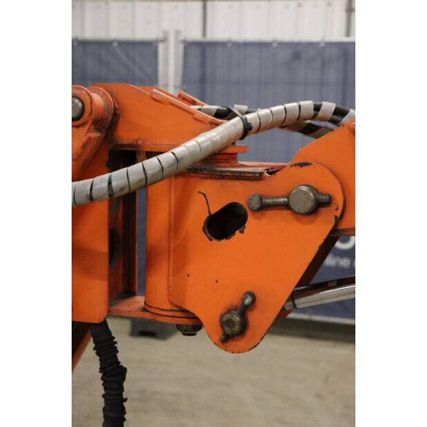 2006 جيه ال جي E300AJP-43759137