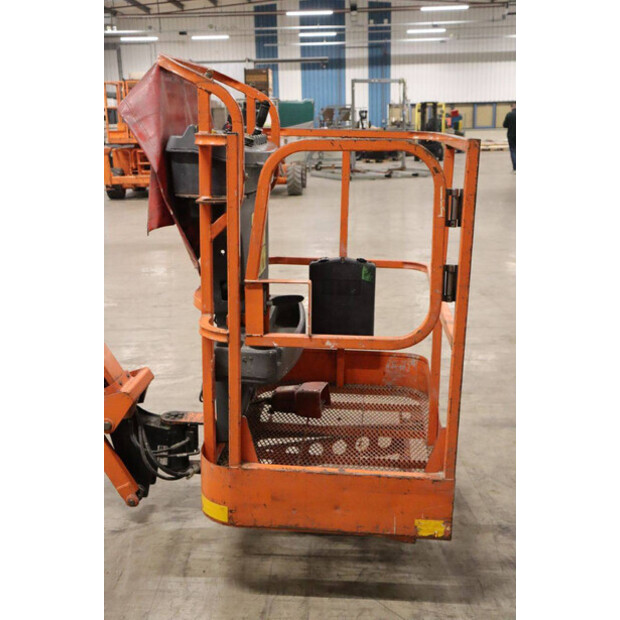 2006 جيه ال جي E300AJP-43759139