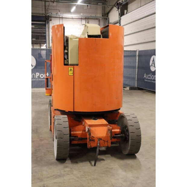 2006 جيه ال جي E300AJP-43759153