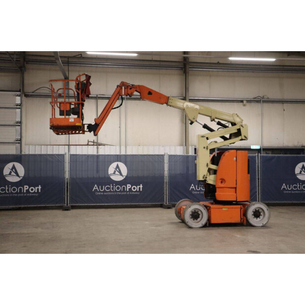 2006 جيه ال جي E300AJP-43759181