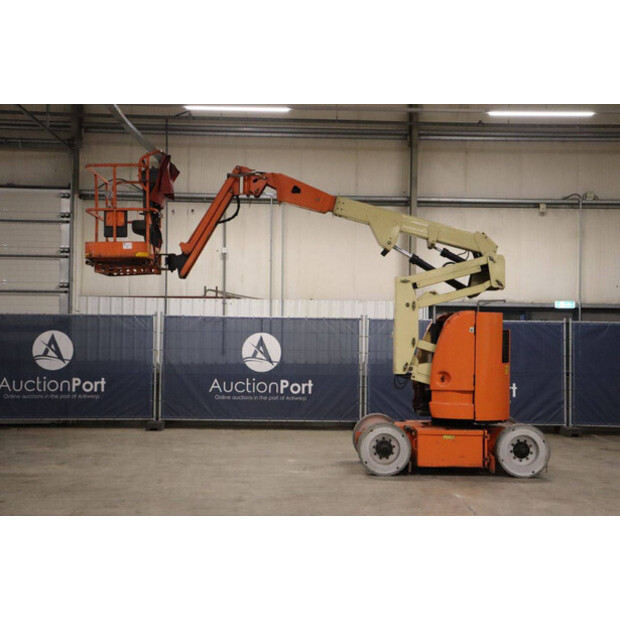 2006 جيه ال جي E300AJP-43759183