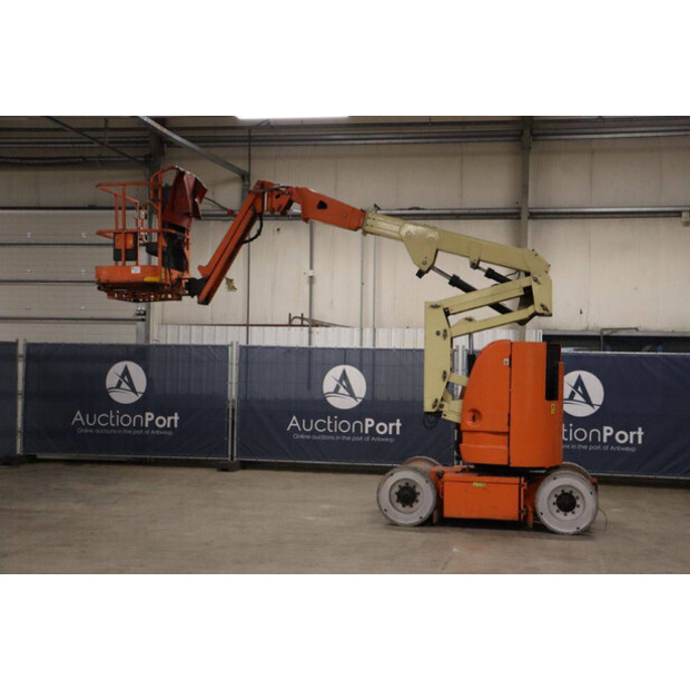 2006 جيه ال جي E300AJP-43759185