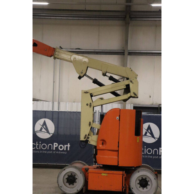 2006 جيه ال جي E300AJP-43759187