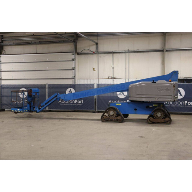 2014 جيني S-45-43759369