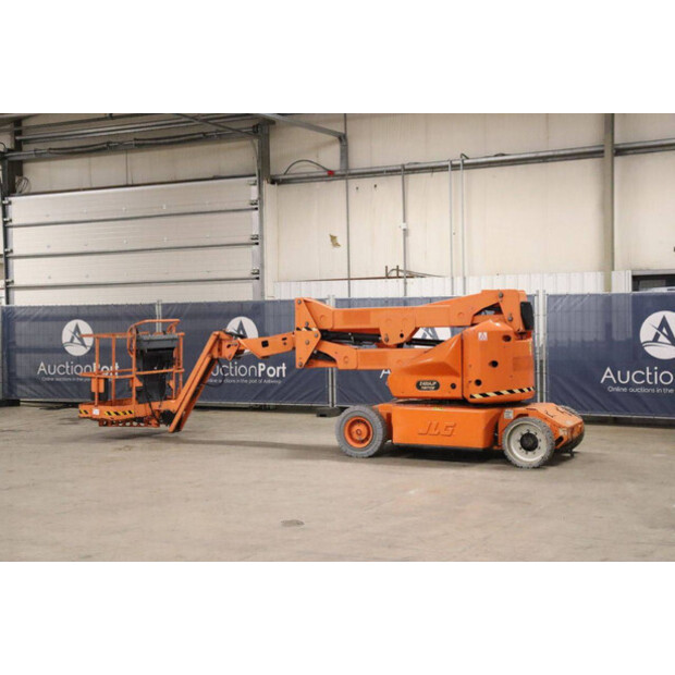 2011 JLG E400AJPN-43759449