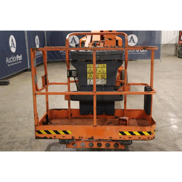 2011 JLG E400AJPN-43759462
