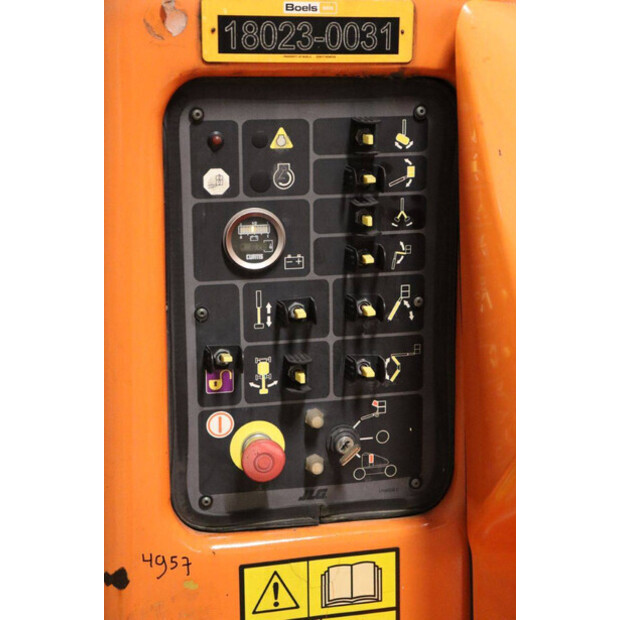 2011 JLG E400AJPN-43759475