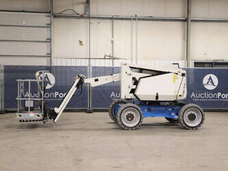 Image for 2020 JLG H340AJ