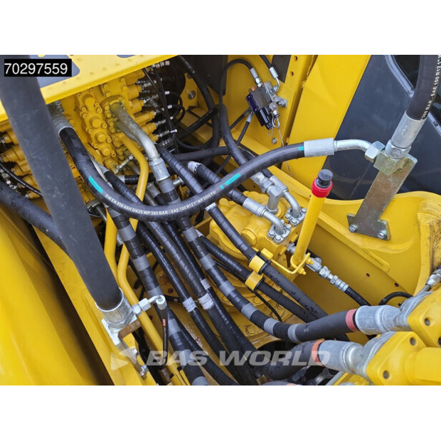 2025 كوماتسو PC210LC-10M0-43759754