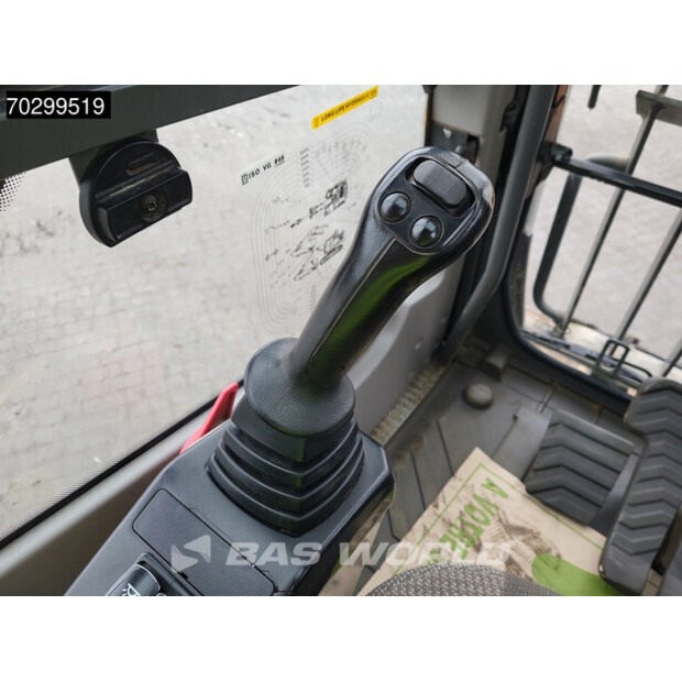 2017 Volvo EC300EL-43760055