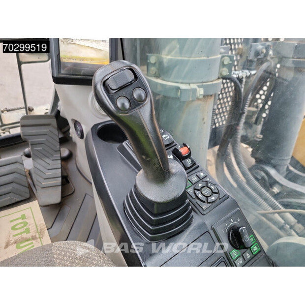 2017 Volvo EC300EL-43760056