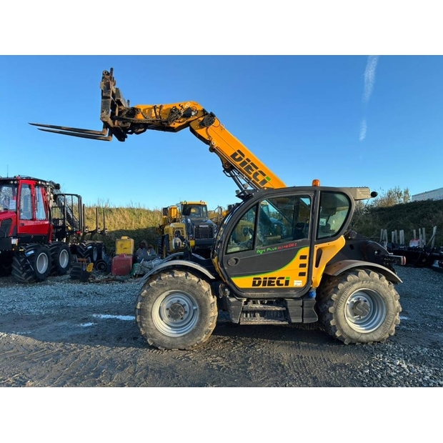 2017 ديتشي-43766081