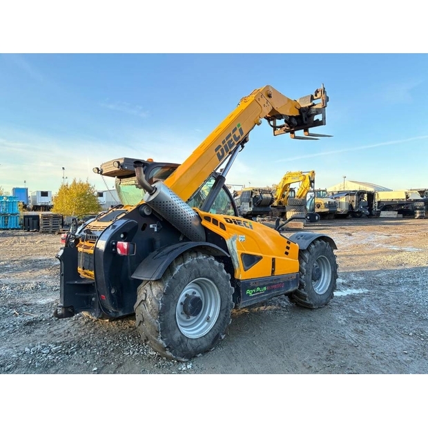 2017 ديتشي-43766095