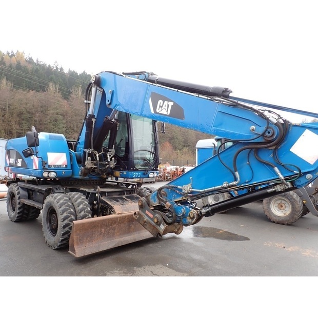 2010 Caterpillar M322D-43768709