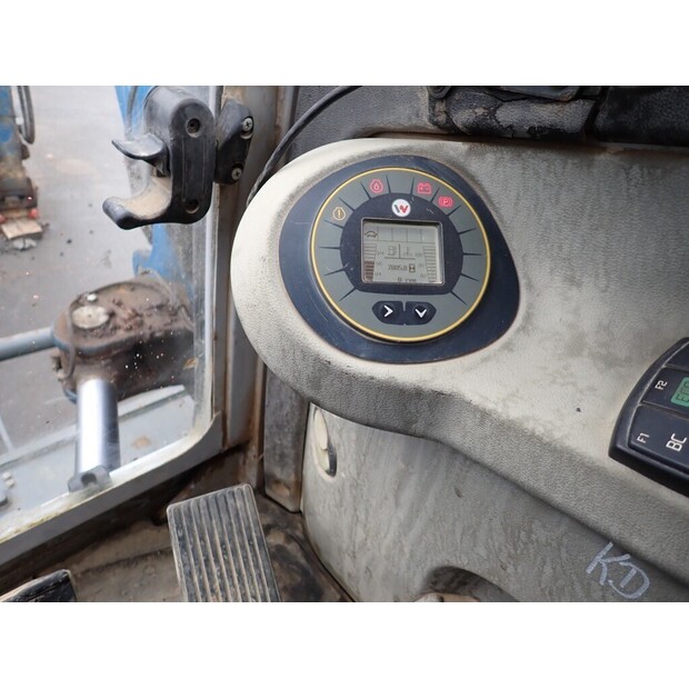 2017 واكر نيوسون EW100-43768741