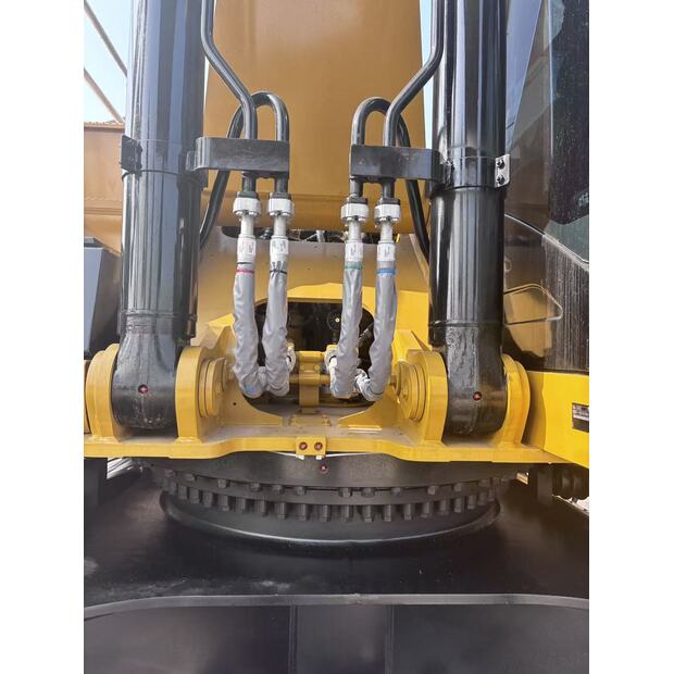 2024 Caterpillar 349D2L-43775044