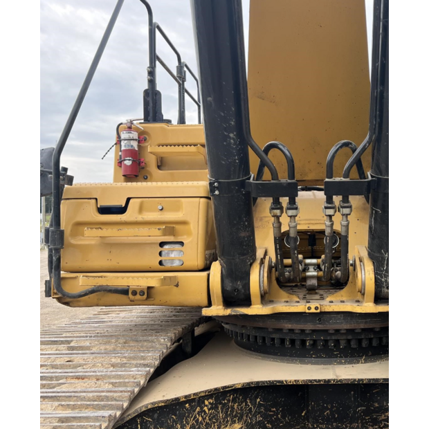 2019 Caterpillar 349F-43775072