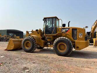 Image de CHARGEUSES SUR PNEUS 2023 Caterpillar 966H