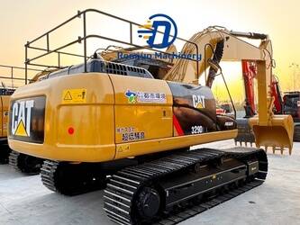 صورة ل حفارات 2024 كاتربيلر 329D2L