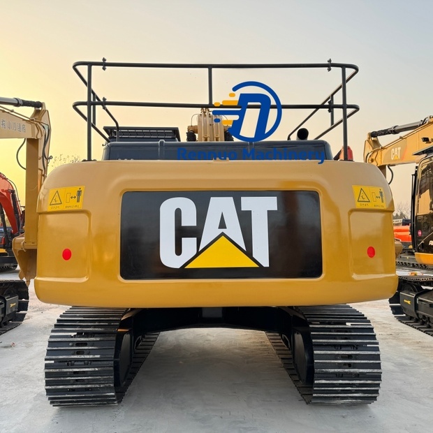 2024 كاتربيلر 329D2L-43776289
