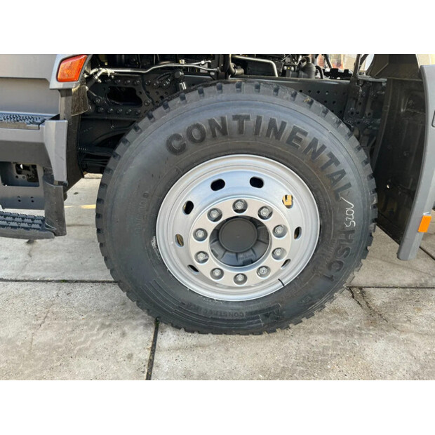 2025 Mercedes-Benz Actros 4048S-43776487