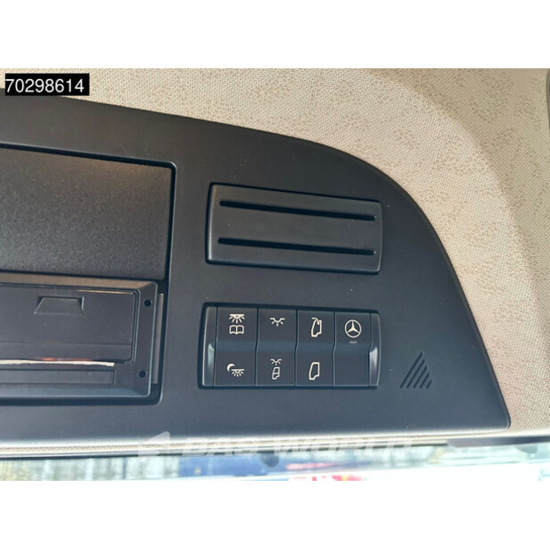 2023 Mercedes-Benz Acrocs 2051-43776663