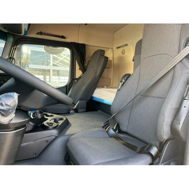 2025 مرسيدس بنز Actros 4048S-43776717