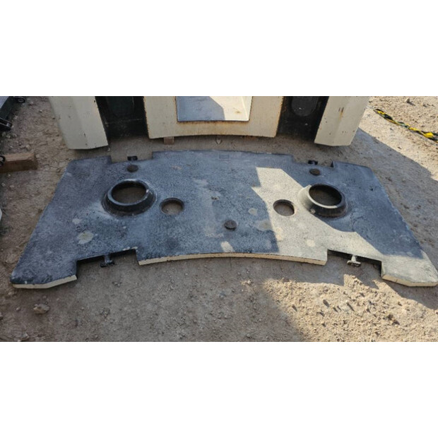 2017 GROVE GMK4100L-1-43777049