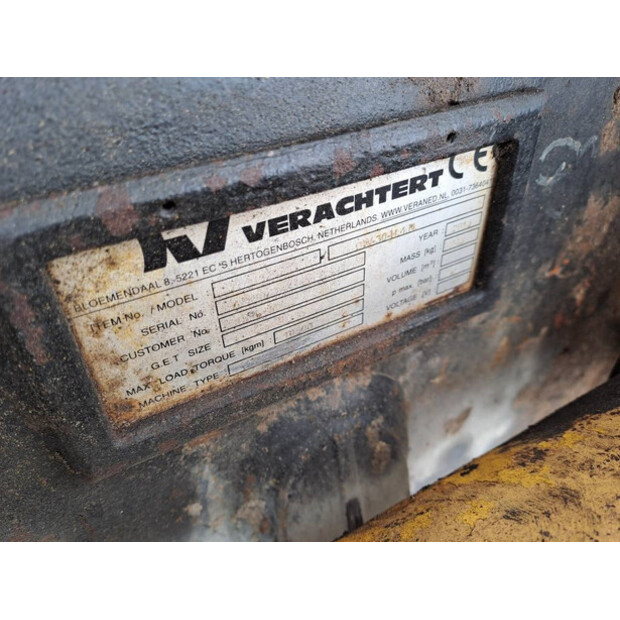 2016 Komatsu HB 215 LC-2-43777209