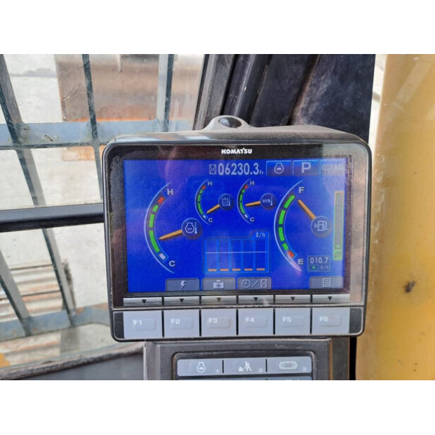 2016 Komatsu HB 215 LC-2-43777232