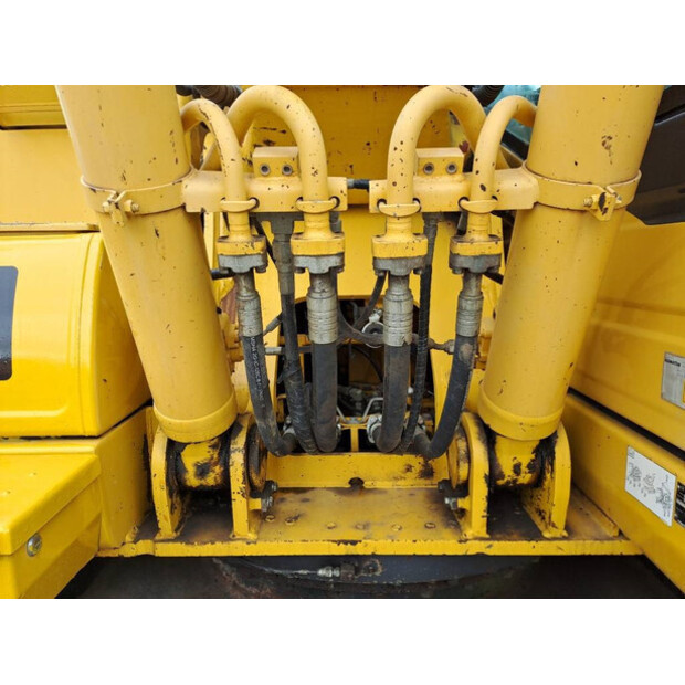 2016 Komatsu HB 215 LC-2-43777244