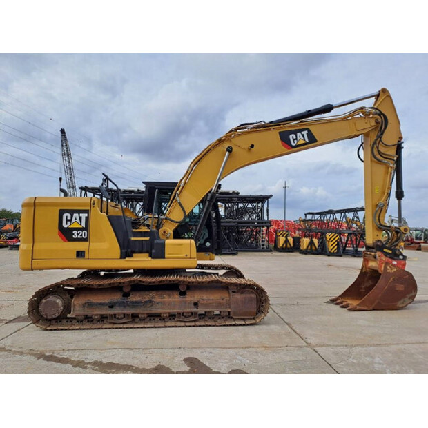 2018 Caterpillar 320 NG-43777599