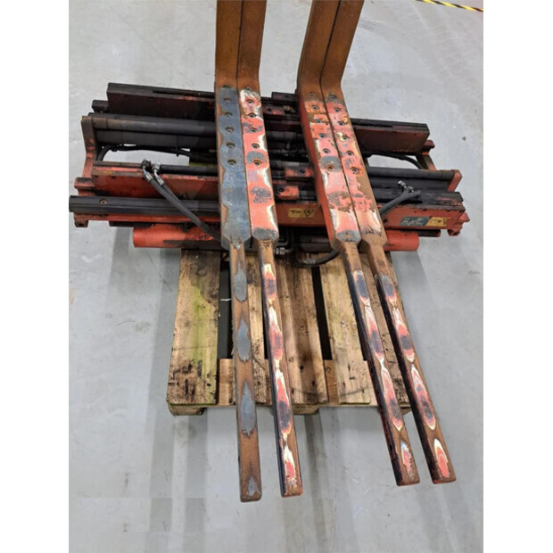 2011 Kaup 2T429-43777805