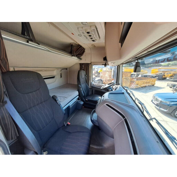 2018 DAF FT XF 480-43777911