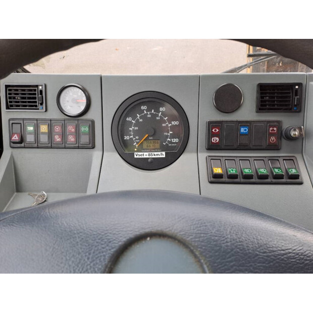 2013 GROVE GMK5220-43777982