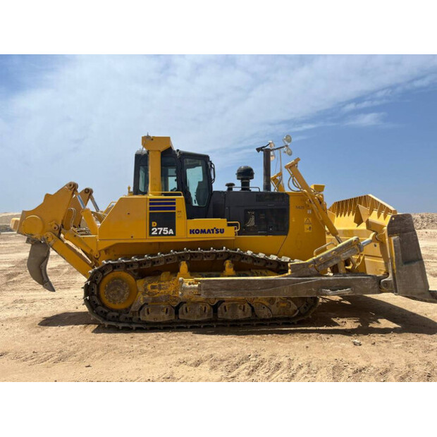 2023 كوماتسو D275A-5R-43778000