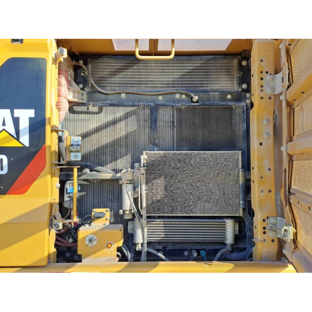 2019 Caterpillar 330 NG-43778084