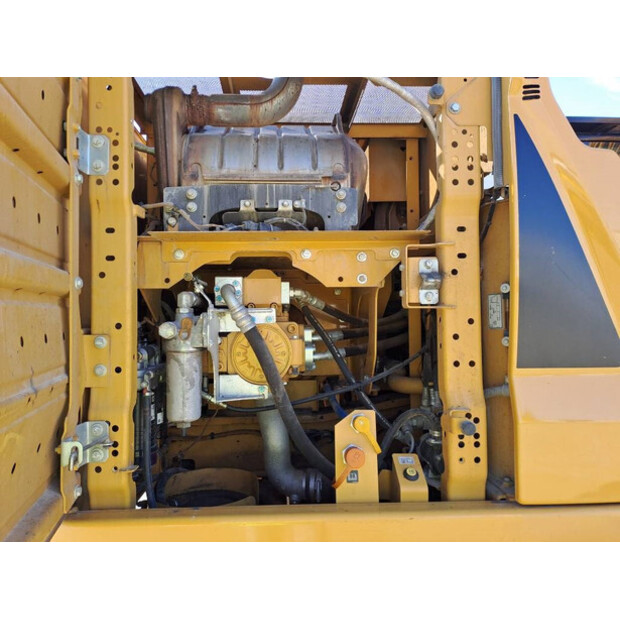 2019 Caterpillar 330 NG-43778085
