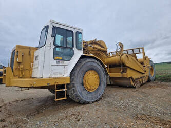 صورة ل 1990 كاتربيلر 631E