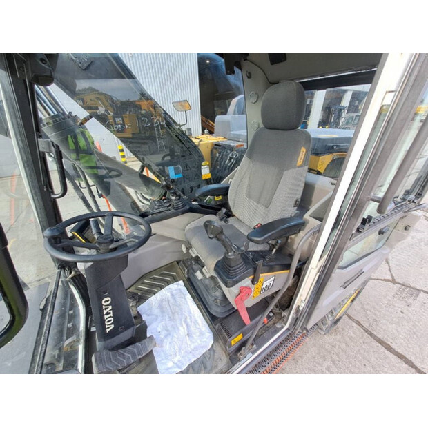 2018 Volvo EWR150E-43778473