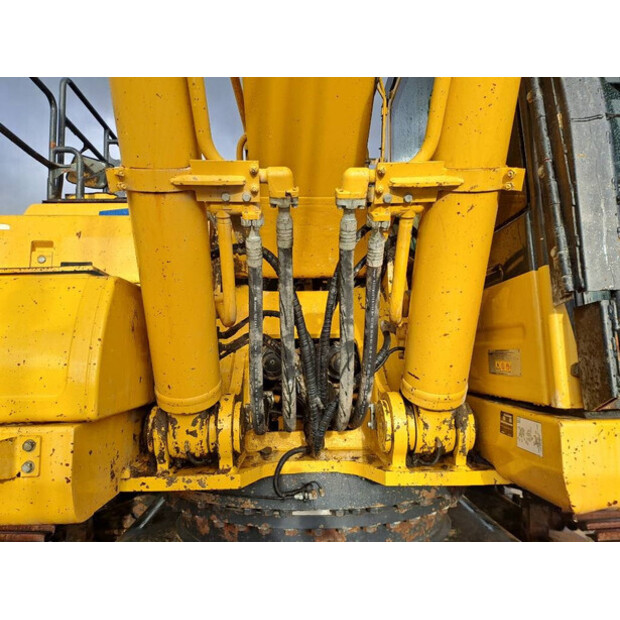 2017 كوماتسو PC490LC-11-43778611