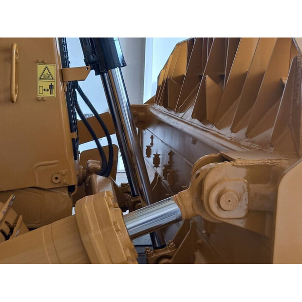 2022 كاتربيلر D8T-43778809