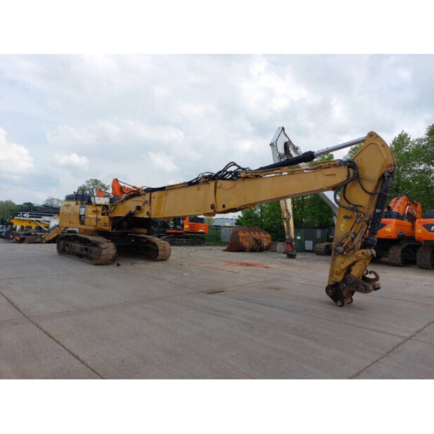 2016 Caterpillar 352FL-43779124