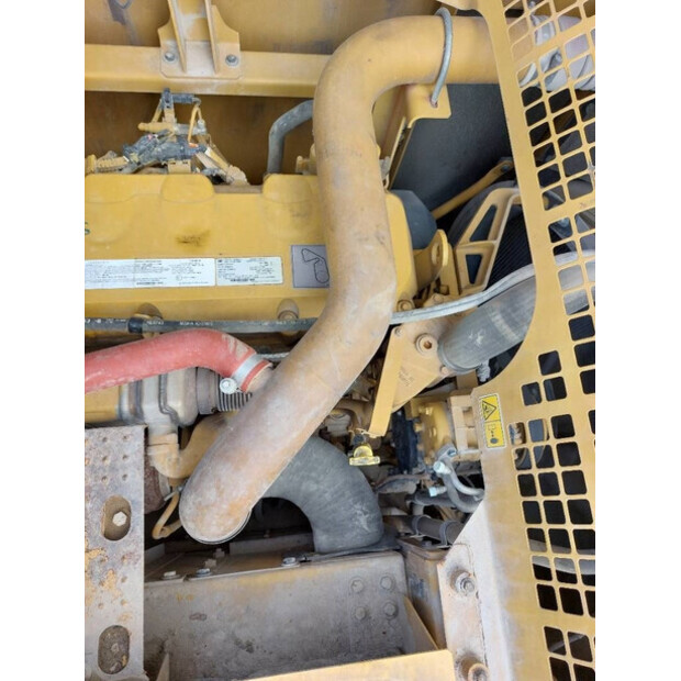 2016 Caterpillar 352FL-43779154