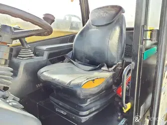 2016-caterpillar-th417c-gc-1380143-43779214