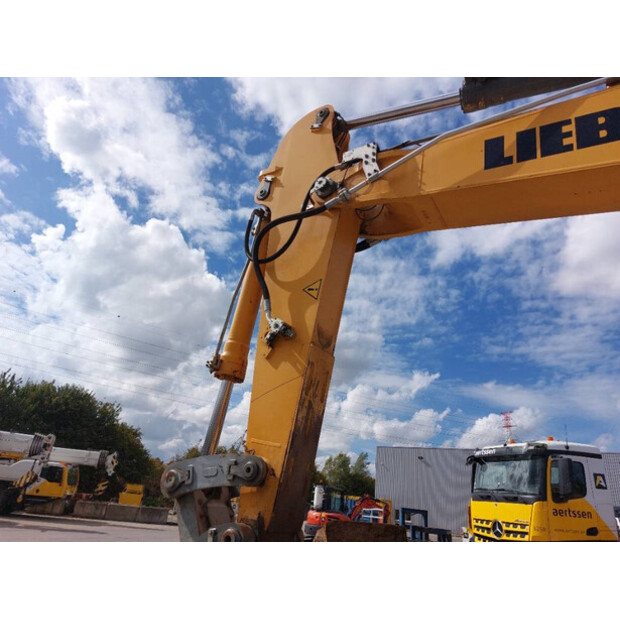 2018 Liebherr R946LC-43779610