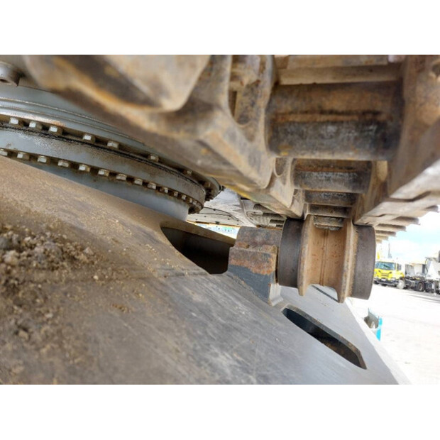 2018 Liebherr R946LC-43779614