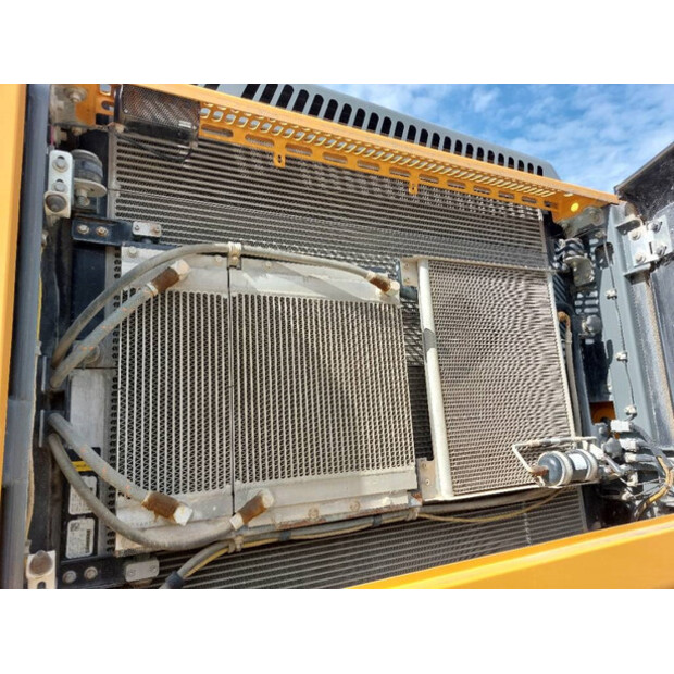 2018 Liebherr R946LC-43779617