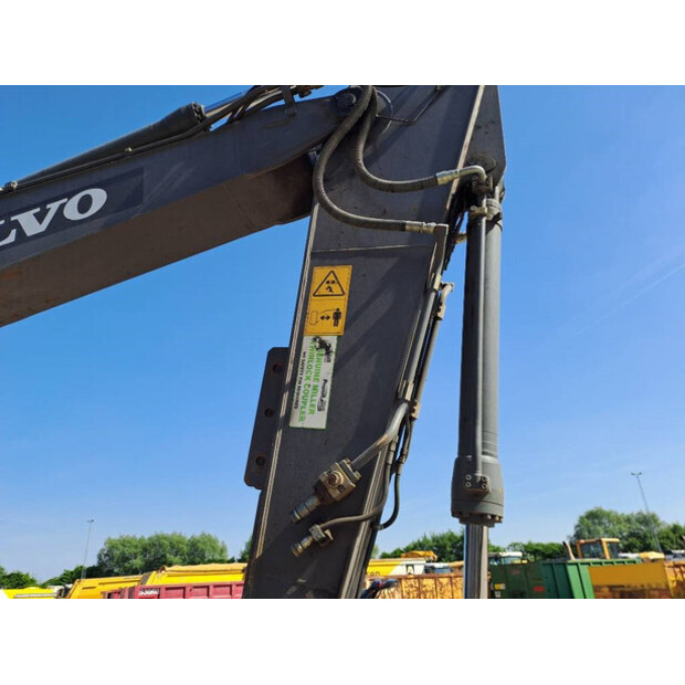 2017 Volvo EC220EL-43779793